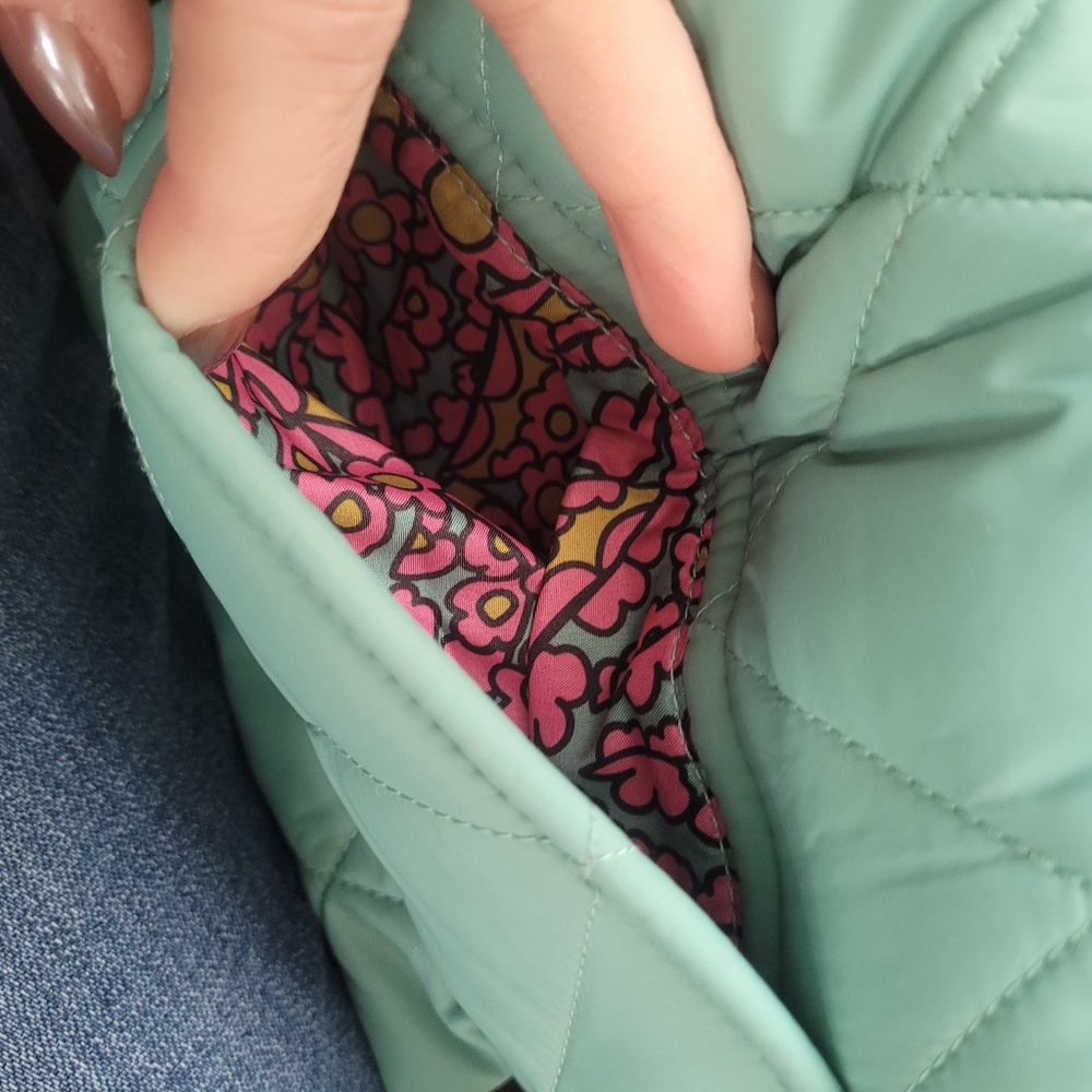 Vera Bradley Cross Body Aqua Blue Green Quilted Adjustable Strap NWT - Picture 8 of 9